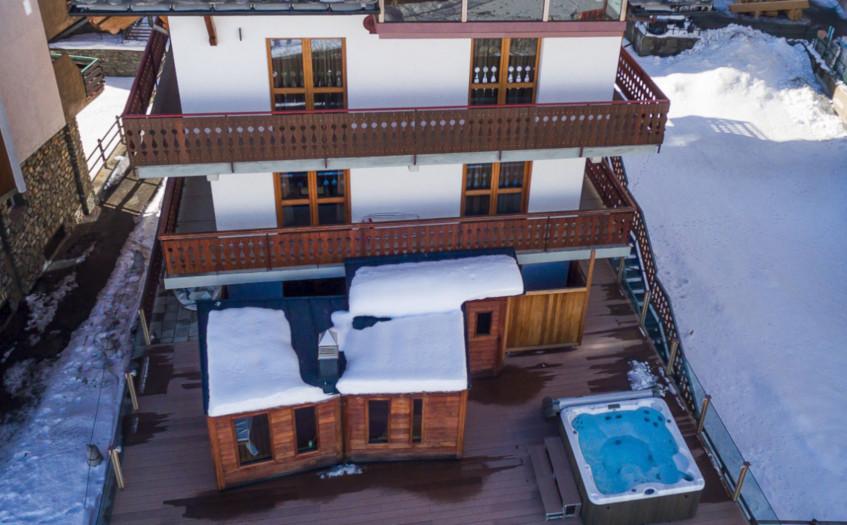 Hotel Lyskamm in Cervinia , Italy image 1 